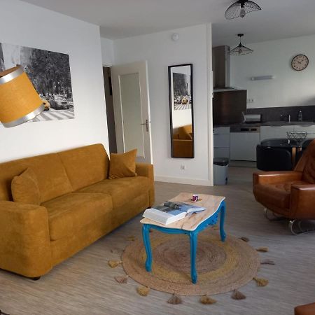 Appart plein centre, balcon, 4 personnes Sedan Extérieur photo