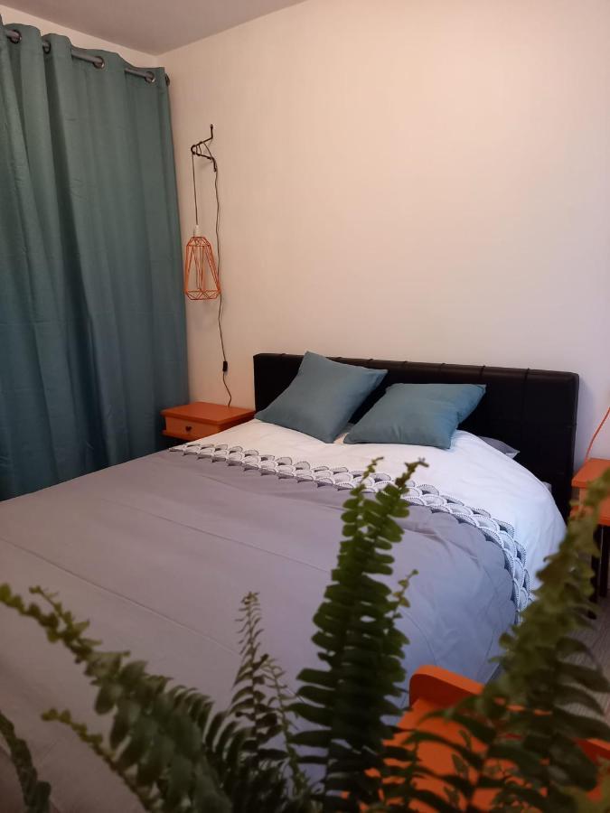 Appart plein centre, balcon, 4 personnes Sedan Extérieur photo