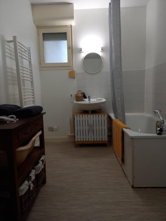 Appart plein centre, balcon, 4 personnes Sedan Extérieur photo
